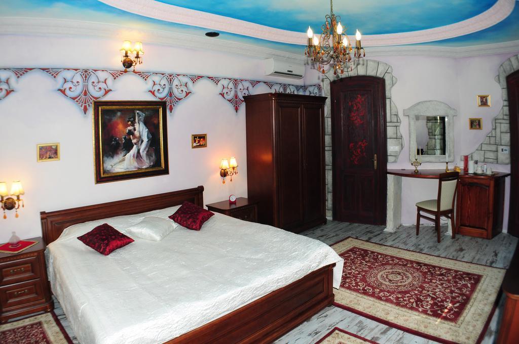 Hotel Villa Classica Pápa Eksteriør billede