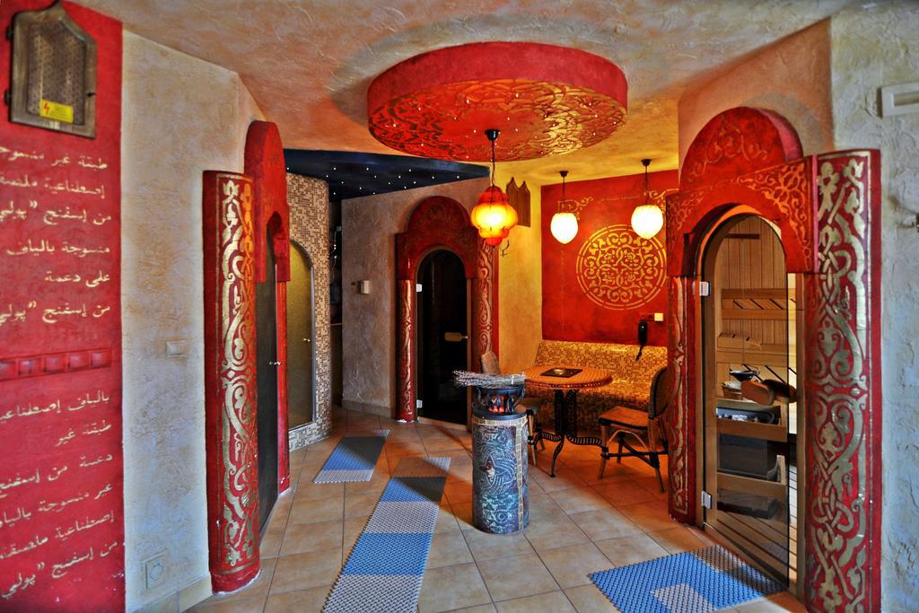 Hotel Villa Classica Pápa Eksteriør billede